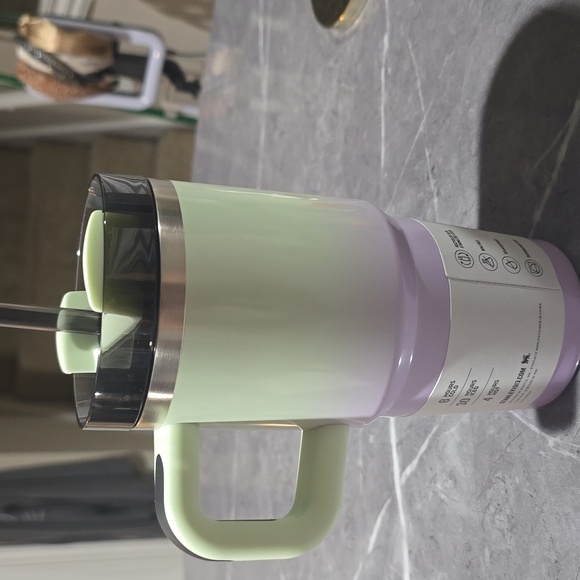 STANLEY HALLOWEEN 20 OZ STAINLESS STEEL H2.0 FLOWSTATE QUENCHER HYNOTIC GREEN - Picture 3 of 6